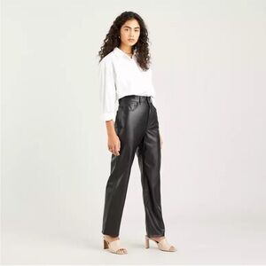 Levi’s Faux Leather Ribcage Straight Size 30